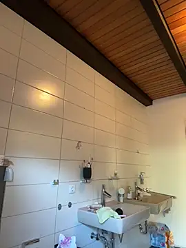 Snapshot of SweetTeenGirl chatting on 5, 11, 2025 SweetTeenGirl online show from 5, 11, 2025