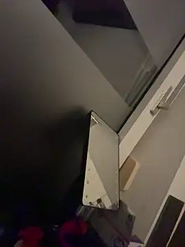 Snapshot of SweetTeenGirl chatting on 18, 11, 2025 SweetTeenGirl online show from 18, 11, 2025