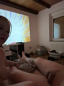 Snapshot of SweetTeenGirl chatting on 25, 11, 2025 SweetTeenGirl online show from 25, 11, 2025