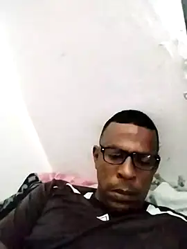 Snapshot of gonzalo-1 chatting on 14, 10, 2025 gonzalo-1 online show from 14, 10, 2025