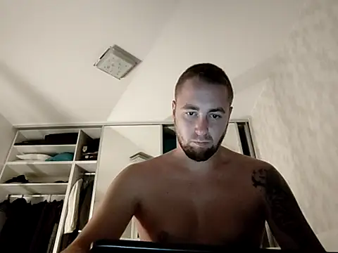 Snapshot of Vladyslav30 chatting on 28, 10, 2025 Vladyslav30 online show from 28, 10, 2025