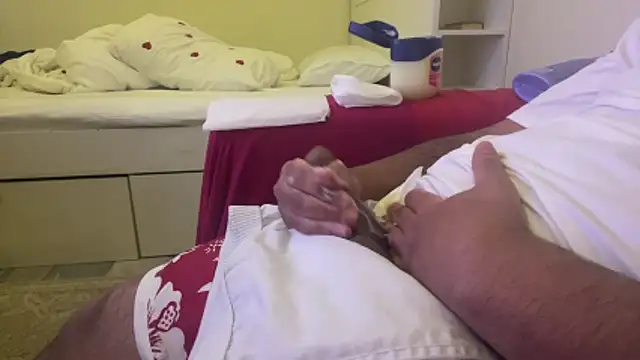 Snapshot of qnawafp chatting on 2, 11, 2025 qnawafp online show from 2, 11, 2025