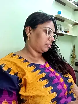 zara-mallus online show from 2, 10, 2025