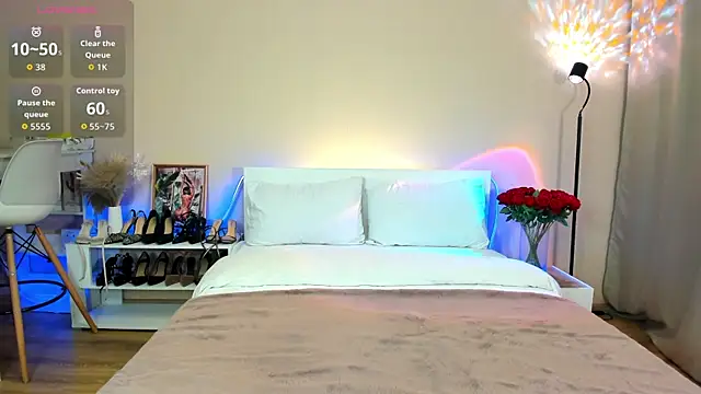 Snapshot of BethSun chatting on 8, 10, 2025 BethSun online show from 8, 10, 2025