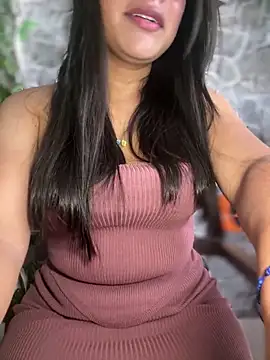 Liulee2 online show from 2, 11, 2025