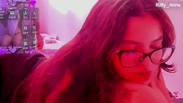 Kitty Anne online show from 28, 10, 2025