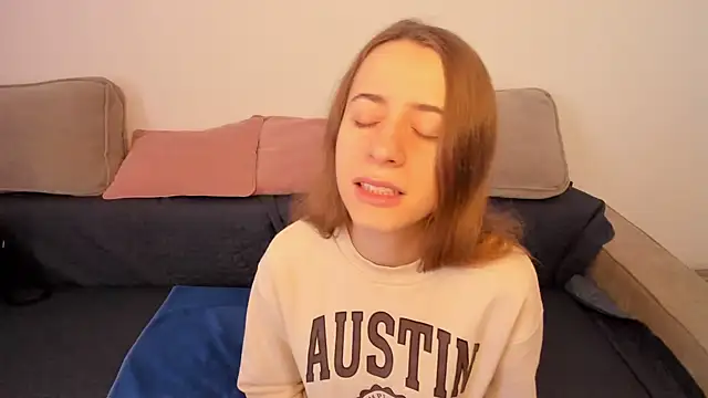 alisaakiss online show from 11, 2, 2026