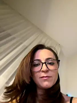 ClaireCrazy online show from 24, 10, 2025