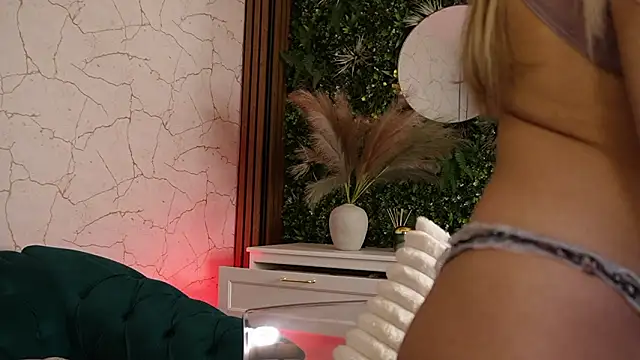 angel wow  online show from 15, 1, 2026