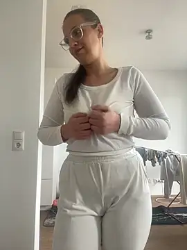 Snapshot of eli5566 chatting on 2, 3, 2026 eli5566 online show from 2, 3, 2026