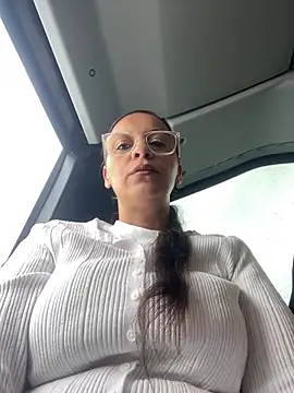 Snapshot of eli5566 chatting on 27, 3, 2026 eli5566 online show from 27, 3, 2026