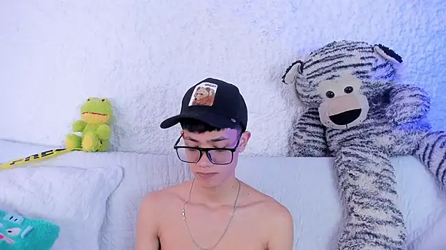 thiago kinghot online show from 7, 11, 2025