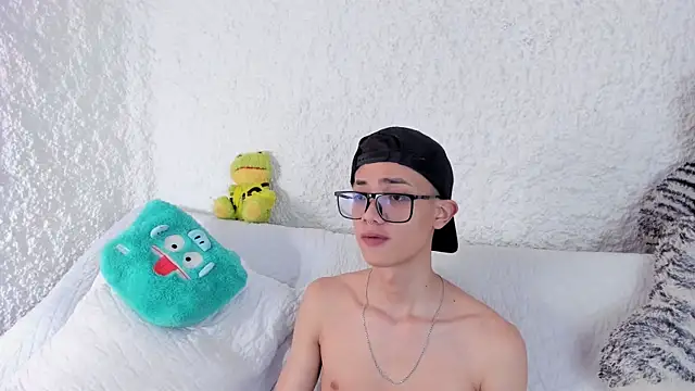 thiago kinghot online show from 14, 11, 2025