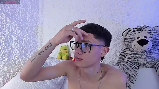 thiago kinghot online show from 17, 11, 2025