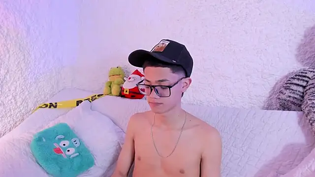 thiago kinghot online show from 18, 11, 2025