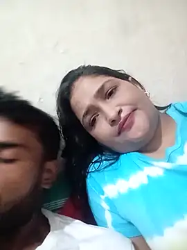 Snapshot of Hotty-couple063 chatting on 12, 9, 2025 Hotty-couple063 online show from 12, 9, 2025