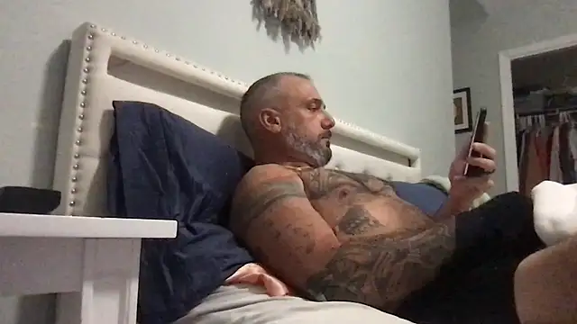 tattedNitalian online show from 6, 2, 2026