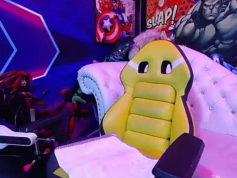 Snapshot of almesexyy chatting on 25, 9, 2025 almesexyy online show from 25, 9, 2025