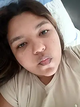 Snapshot of Luzky chatting on 17, 11, 2025 Luzky online show from 17, 11, 2025