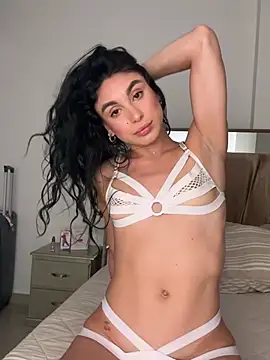 MonicaSalvatore online show from 10, 1, 2026