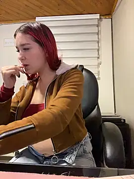 Karen18 boobs online show from 7, 11, 2025