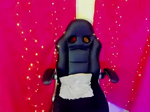 Snapshot of laxissh_X chatting on 29, 11, 2025 laxissh X online show from 29, 11, 2025