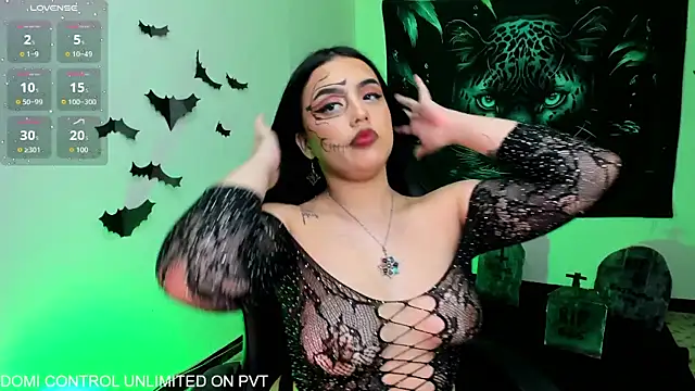 nicol ruizz online show from 22, 10, 2025