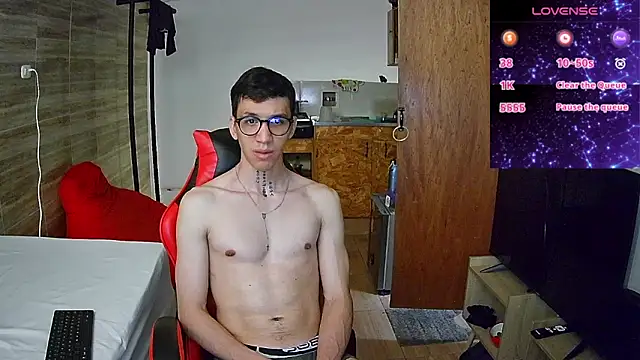 angelicious  online show from 25, 10, 2025