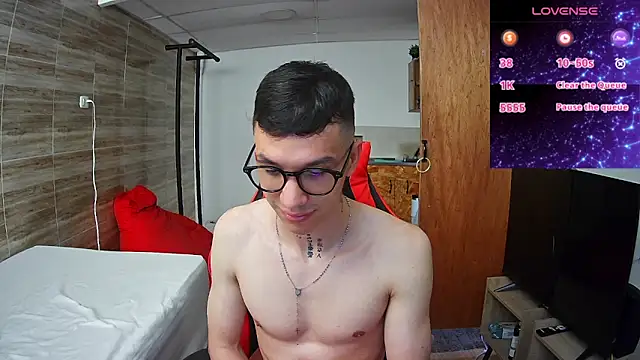 angelicious  online show from 31, 10, 2025