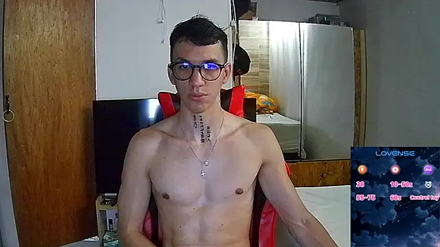 Snapshot of angelicious_ chatting on 13, 2, 2026 angelicious online show from 13, 2, 2026