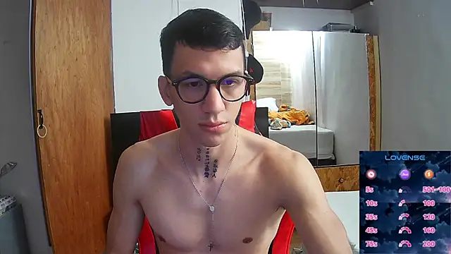 Snapshot of angelicious_ chatting on 19, 2, 2026 angelicious online show from 19, 2, 2026