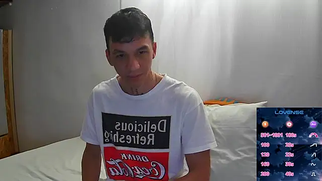 Snapshot of angelicious_ chatting on 22, 2, 2026 angelicious online show from 22, 2, 2026