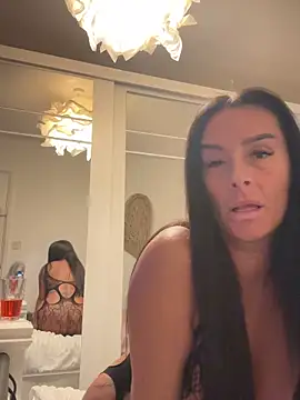 Islaymae gilf online show from 6, 3, 2026