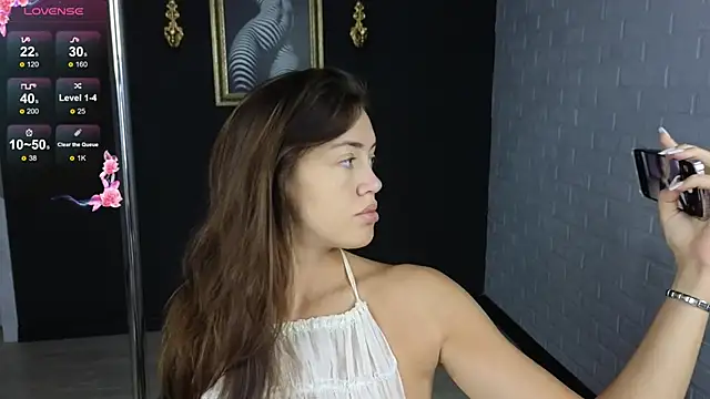 Snapshot of SaraMoren0 chatting on 15, 10, 2025 SaraMoren0 online show from 15, 10, 2025