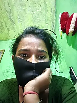 PIHU999 online show from 5, 10, 2025