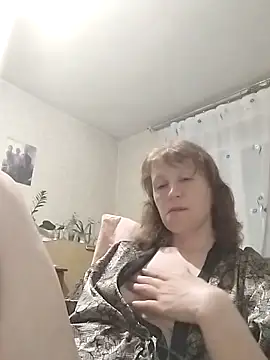 Flower2931 online show from 7, 4, 2026