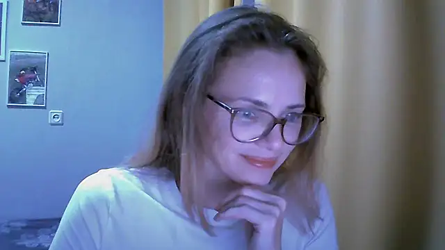 Snapshot of SEA_Dream chatting on 8, 9, 2025 SEA Dream online show from 8, 9, 2025