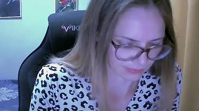 Snapshot of SEA_Dream chatting on 3, 10, 2025 SEA Dream online show from 3, 10, 2025