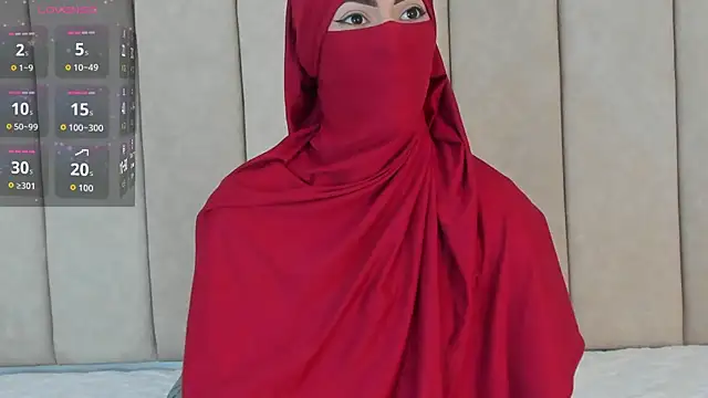  Zahiira  online show from 8, 11, 2025