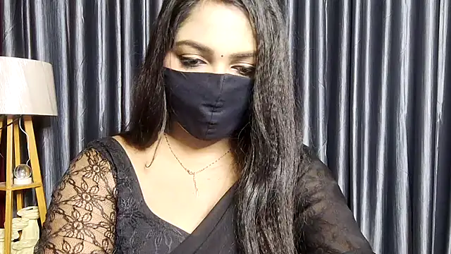 Webrowncouple online show from 11, 10, 2025