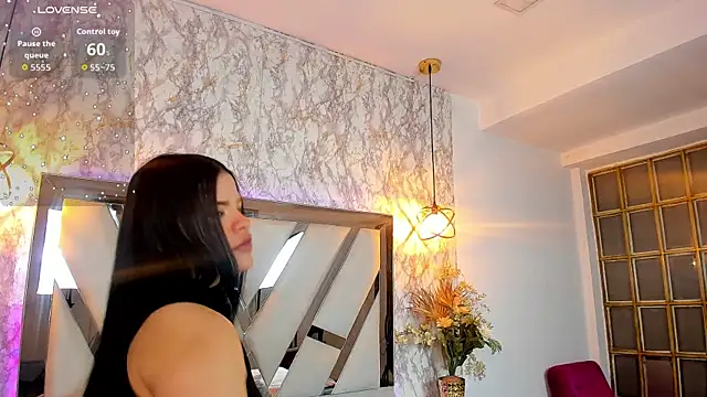 Aisha poweer online show from 13, 10, 2025