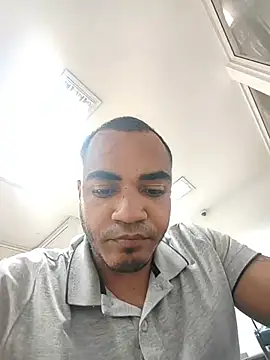 Snapshot of SanChacal5694 chatting on 5, 11, 2025 SanChacal5694 online show from 5, 11, 2025