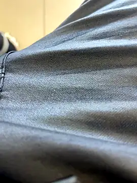 Snapshot of kamo012000 chatting on 13, 10, 2025 kamo012000 online show from 13, 10, 2025