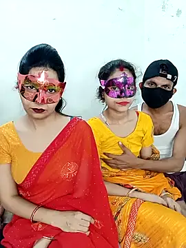 Sexy kaira01 online show from 19, 11, 2025