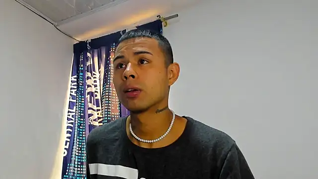 Snapshot of _Logan_Colton_ chatting on 11, 10, 2025 Logan Colton online show from 11, 10, 2025