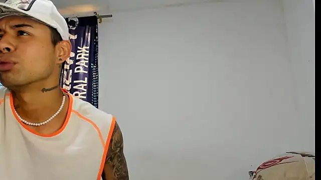  Logan Colton  online show from 21, 12, 2025