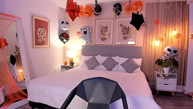 Snapshot of AuroraEvanss chatting on 17, 10, 2025 AuroraEvanss online show from 17, 10, 2025