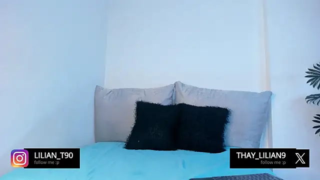 Snapshot of Lilygomezz chatting on 6, 11, 2025 Lilygomezz online show from 6, 11, 2025