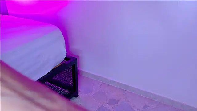 Taylorsmitth  online show from 2, 2, 2026