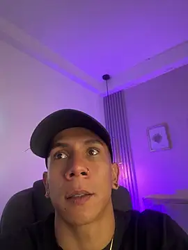 Snapshot of j_deex chatting on 15, 10, 2025 j deex online show from 15, 10, 2025